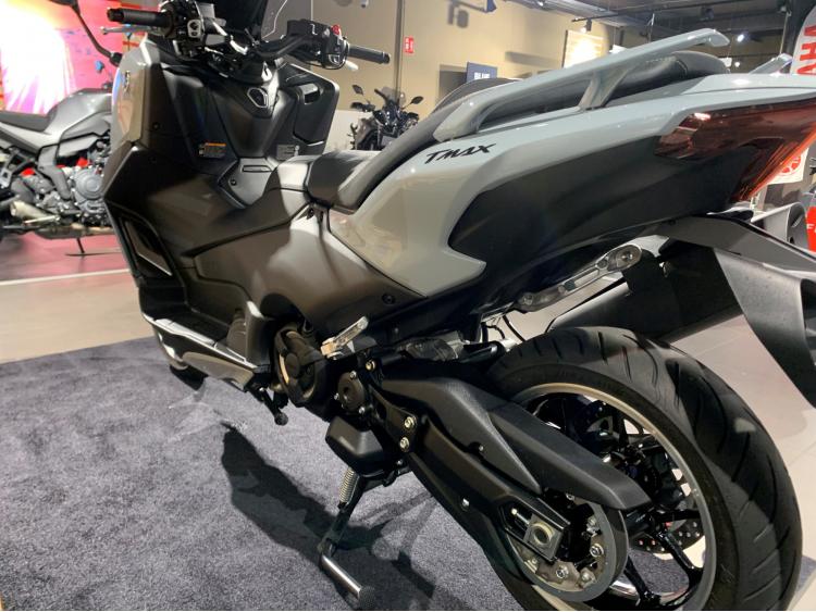 YAMAHA XP T-MAX 560 TECH MAX