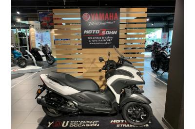 YAMAHA TRICITY 300