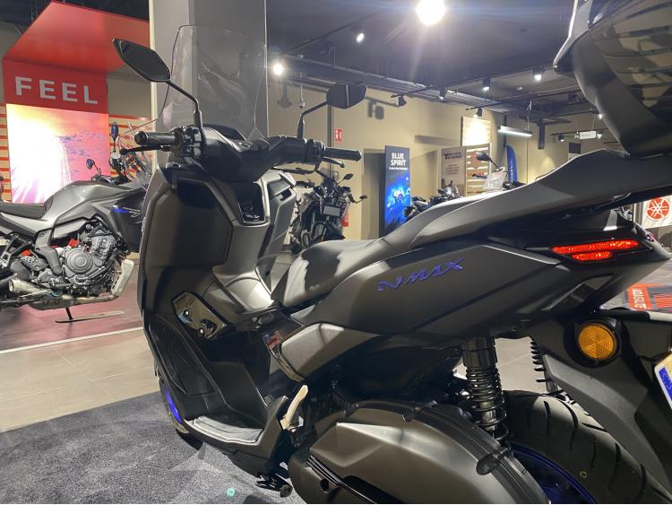 YAMAHA NMAX 125